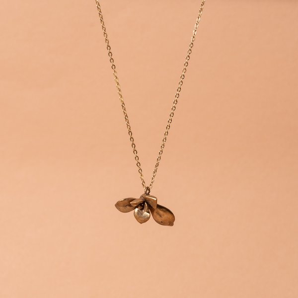Bronze Echevria Succulent Necklace II Bronze Echevria Succulent Necklace II