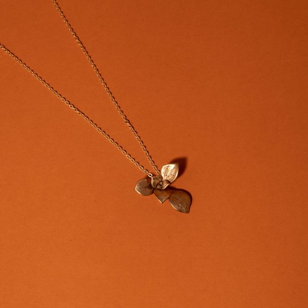 Bronze Echevria Succulent Necklace II Bronze Echevria Succulent Necklace II