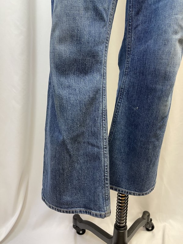Citizens of Humanity "Demy Cropped Flare" Denim (28) Citizens of Humanity "Demy Cropped Flare" Denim (28)