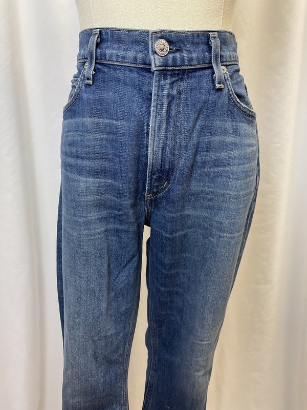 Citizens of Humanity "Demy Cropped Flare" Denim (28) Citizens of Humanity "Demy Cropped Flare" Denim (28)