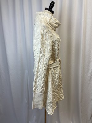 Vintage Free People Cable Knit Belted Sweater Dress - cream Vintage Free People Cable Knit Belted Sweater Dress - cream