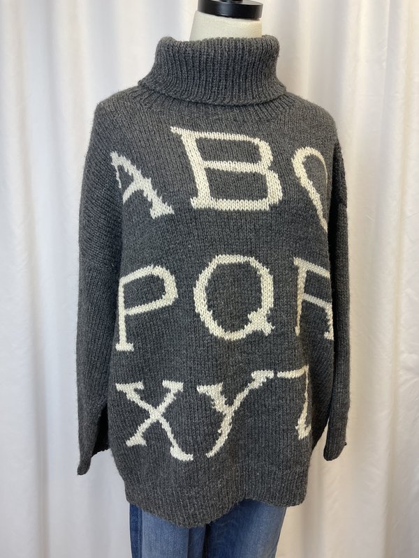 Vintage Roberta Freyman Bergdorf Alphabet Sweater (M) Vintage Roberta Freyman Bergdorf Alphabet Sweater (M)