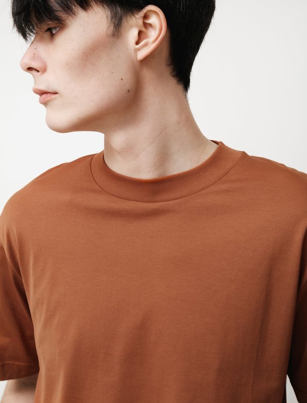 Sunspel SS Mock Neck T-Shirt - Spice Sunspel SS Mock Neck T-Shirt - Spice