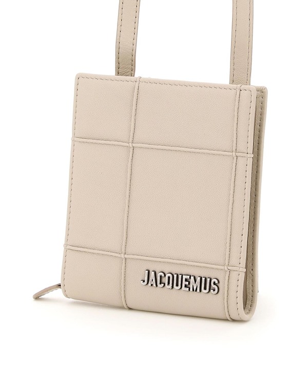 未使用品 ジャックムス  LE GADJO ストラップ スクエア ウォレット Jacquemus Le Gadjo Wallet with Strap - Beige | Garmentory