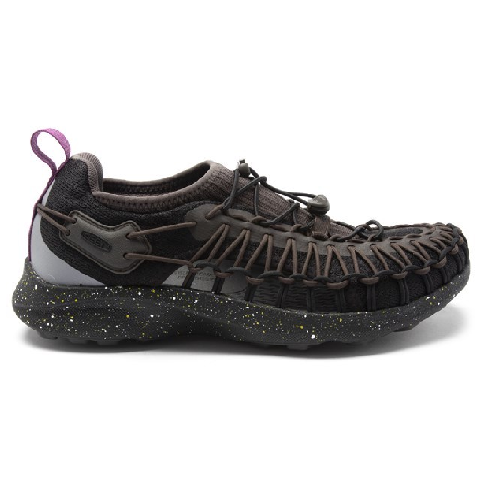 KEEN　UNEEK SNK Amazon.com | KEEN Women's Uneek SNK Bungee Sneakers, Black