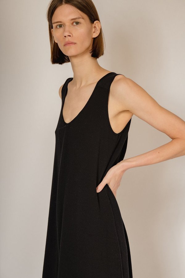 Oyuna Lundi Knitted Sleeveless Panel Dress - Jet Black Oyuna Lundi Knitted Sleeveless Panel Dress - Jet Black