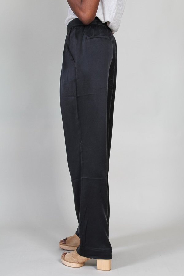 パンツ Loulou Studio PANTS (IDAI BLACK) LouLou Studio Pagai Elastic Pant - Black | Garmentory