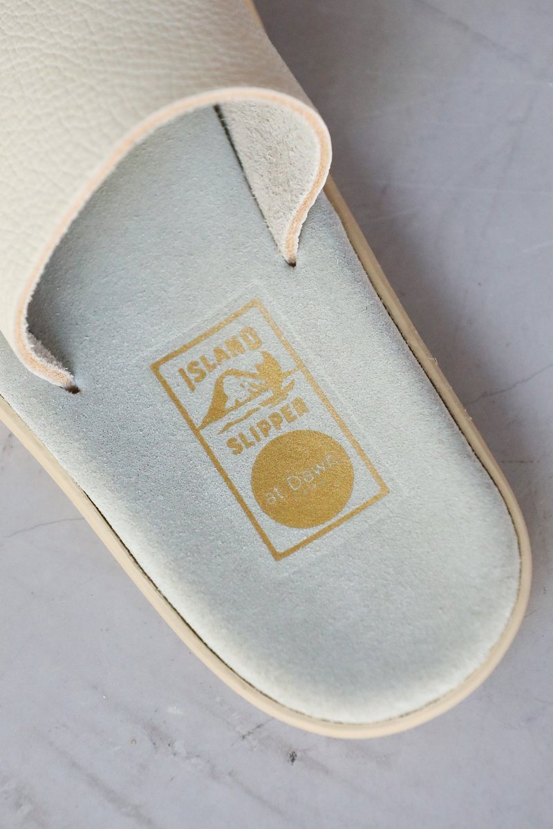 UNISEX at Dawn. Island Slipper Sandals 