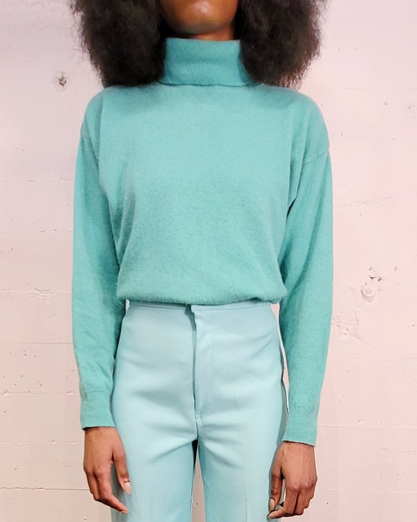 Vintage Soft Turtleneck Sweater - Mint