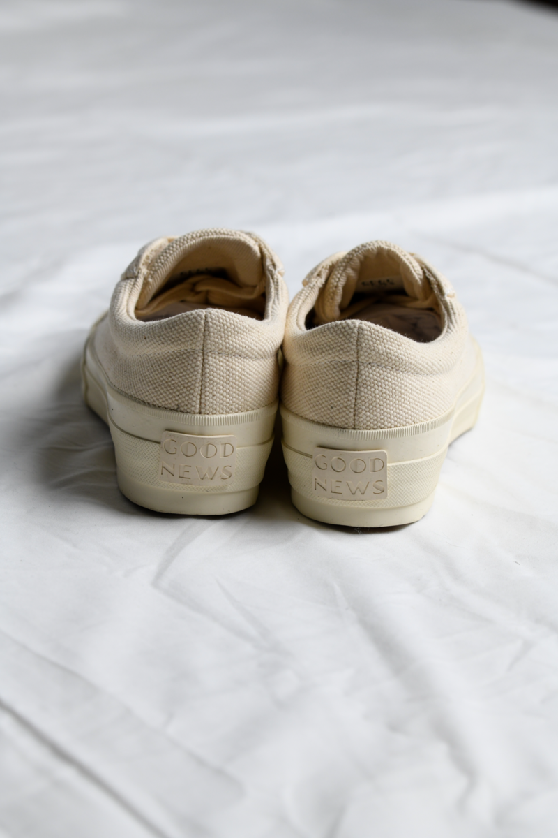 Good News Sunn Low Canvas Trainer - Oatmeal