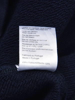 Maison Kitsuné FOX HEAD PATCH ADJUSTED SWEATSHIRT - NAVY Maison Kitsuné FOX HEAD PATCH ADJUSTED SWEATSHIRT - NAVY