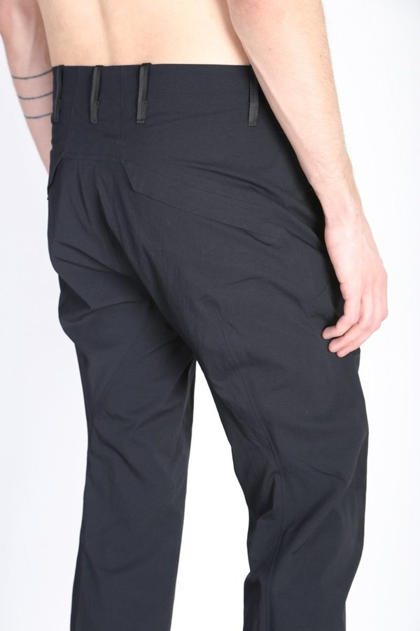 ☆24ss新品☆VEILANCE CONVEX LT PANT NAVY 32 ARC'TERYX VEILANCE（アークテリクス ヴェイランス）の