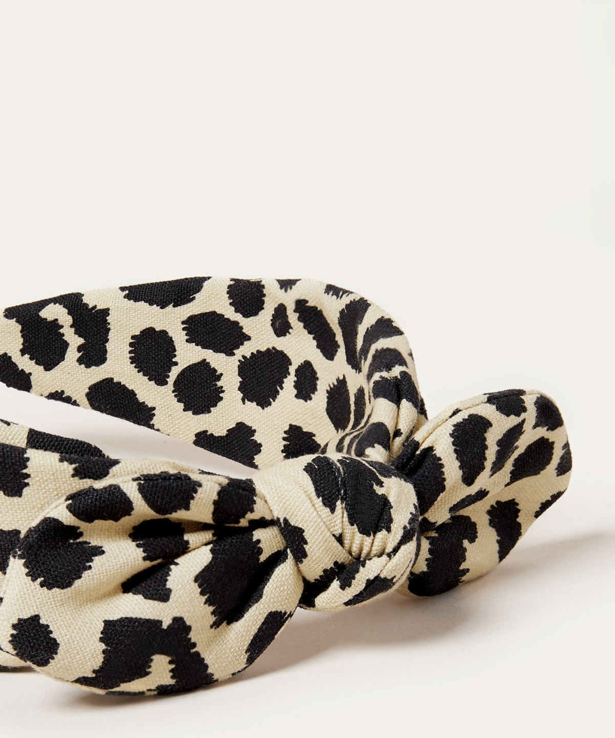 Meadow Wide Bow Knot Headband - Leopard | Garmentory display picture 2