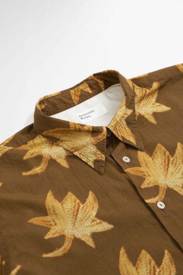 Universal Works Big pocket lotus print shirt - brown Universal Works Big pocket lotus print shirt - brown