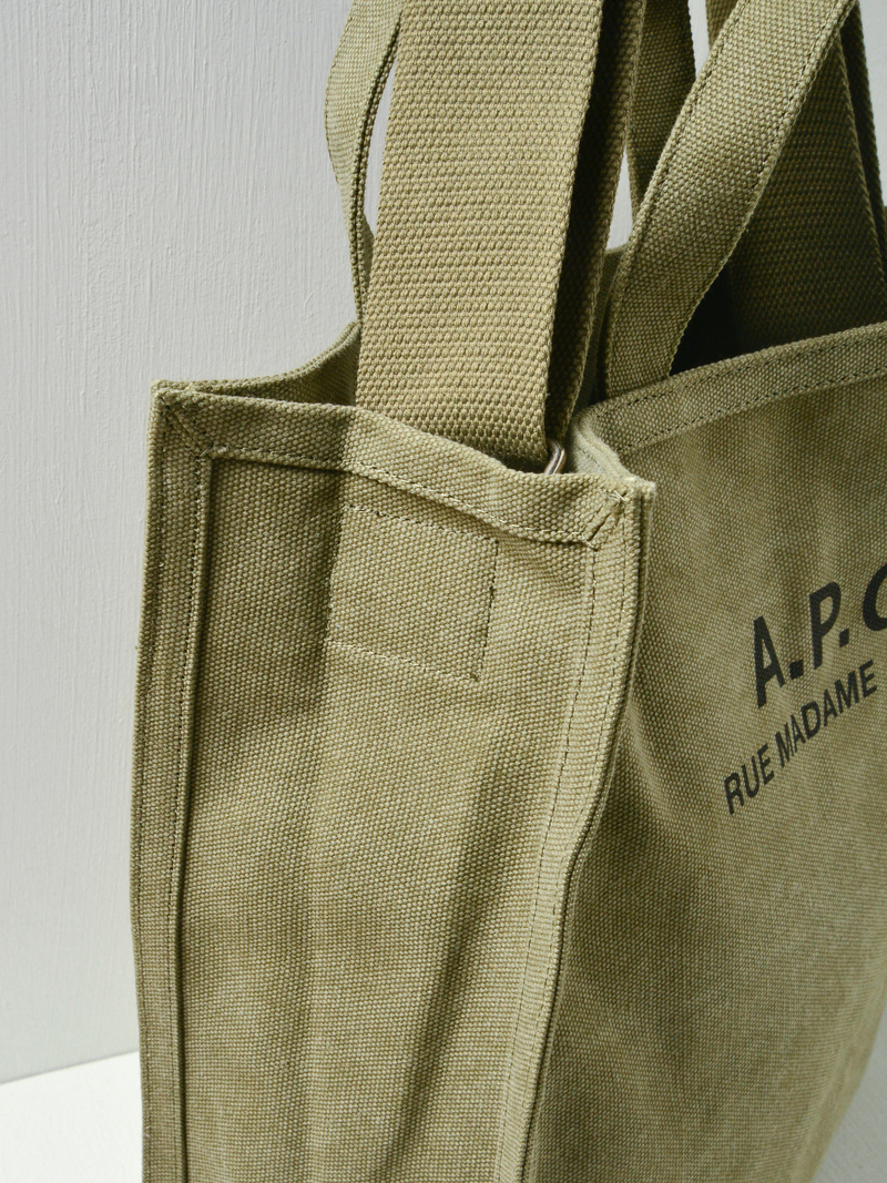 ☆A.P.C.☆ Recuperation Cabas Tote Bag Khaki CODBMH61318JAA A.P.C. Recuperation Shopping Bag Khaki CODBMH61318JAA