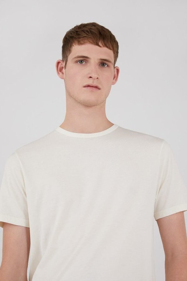 Sunspel Classic crew neck t-shirt - archive white Sunspel Classic crew neck t-shirt - archive white