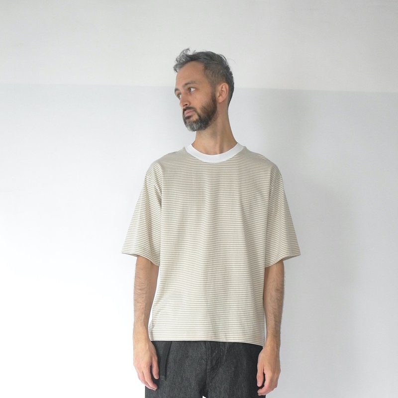【SULVAM】BEIGE HALF SLEEVE T-SHIRTS Still By Hand Striped half sleeve t-shirt - yellow/beige