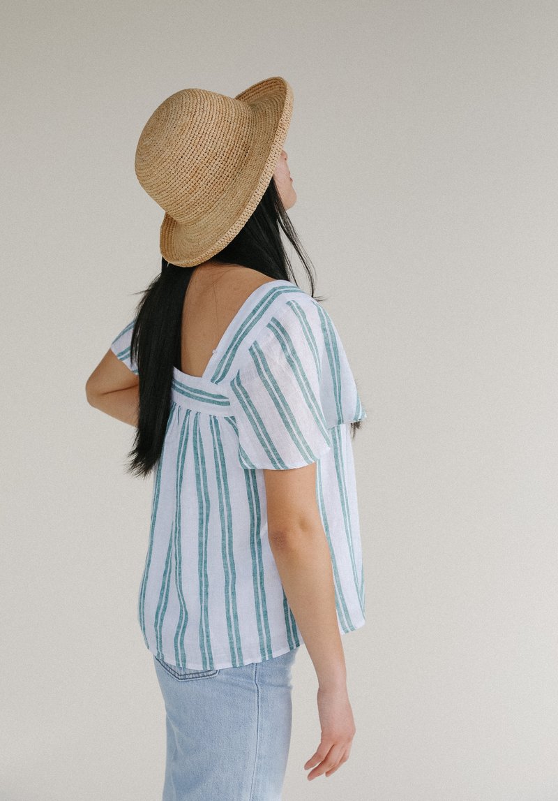 Lack of Color Raffia Cruiser hat - Natural