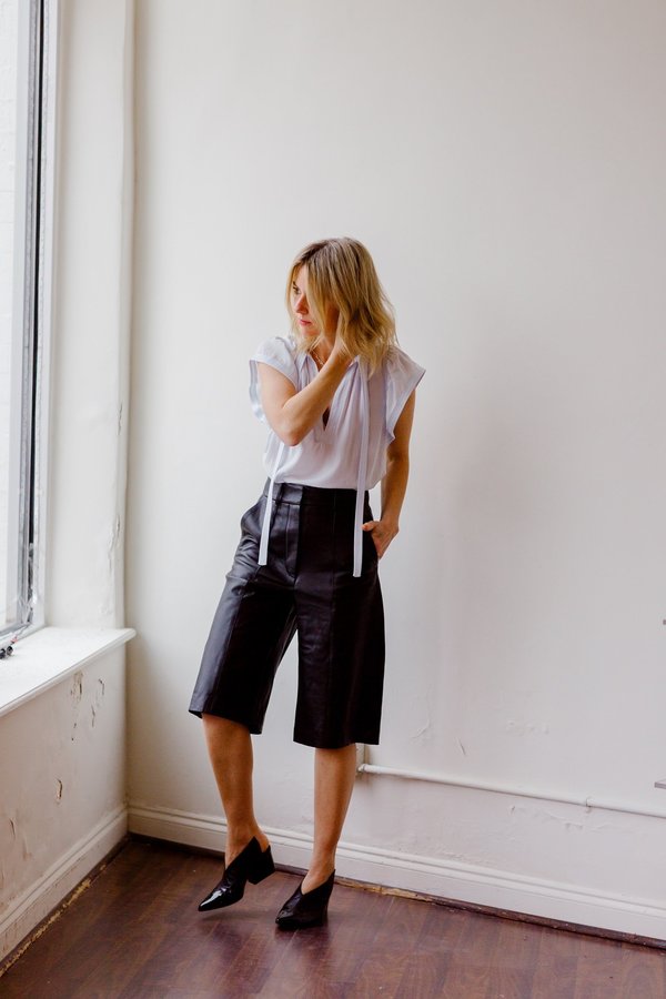 Anine Bing Nora Short - Black Anine Bing Nora Short - Black