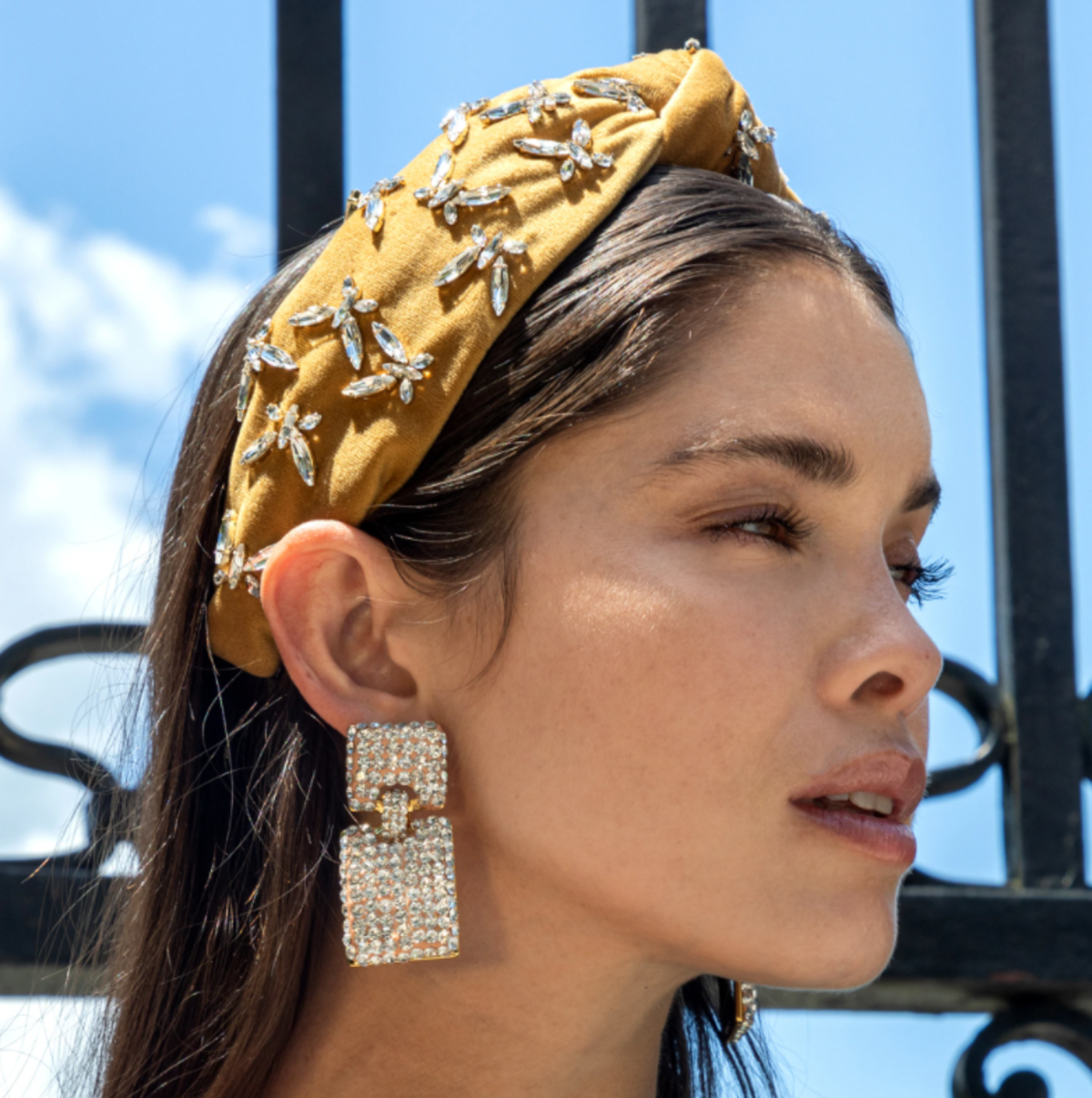 Lele sadoughi tan headband Lele Sadoughi Pebble-Embellished Velvet Knotted Headband  main image 4