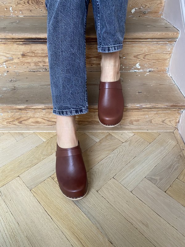 Tidy Street General Store Swedish Clogs - Cognac Tidy Street General Store Swedish Clogs - Cognac