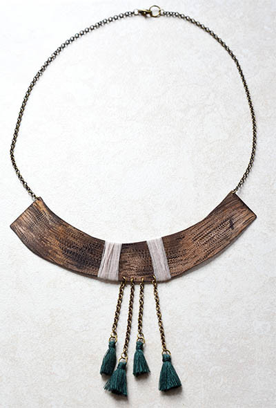 Geography 541 Laelia Collar Geography 541 Laelia Collar