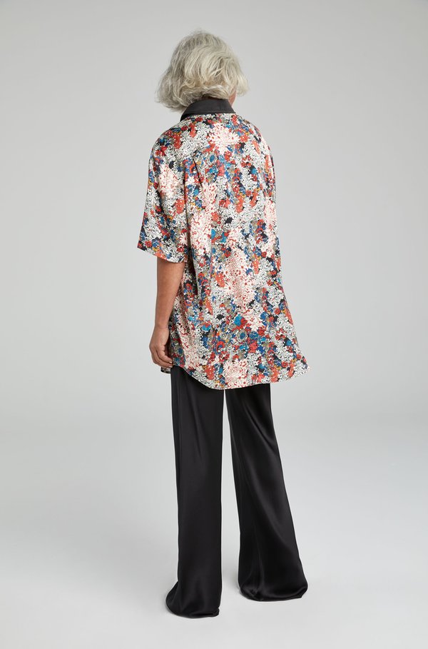 Silk Laundry SHORT SLEEVE BOYFRIEND SHIRT - GARDEN PARTY Silk Laundry SHORT SLEEVE BOYFRIEND SHIRT - GARDEN PARTY