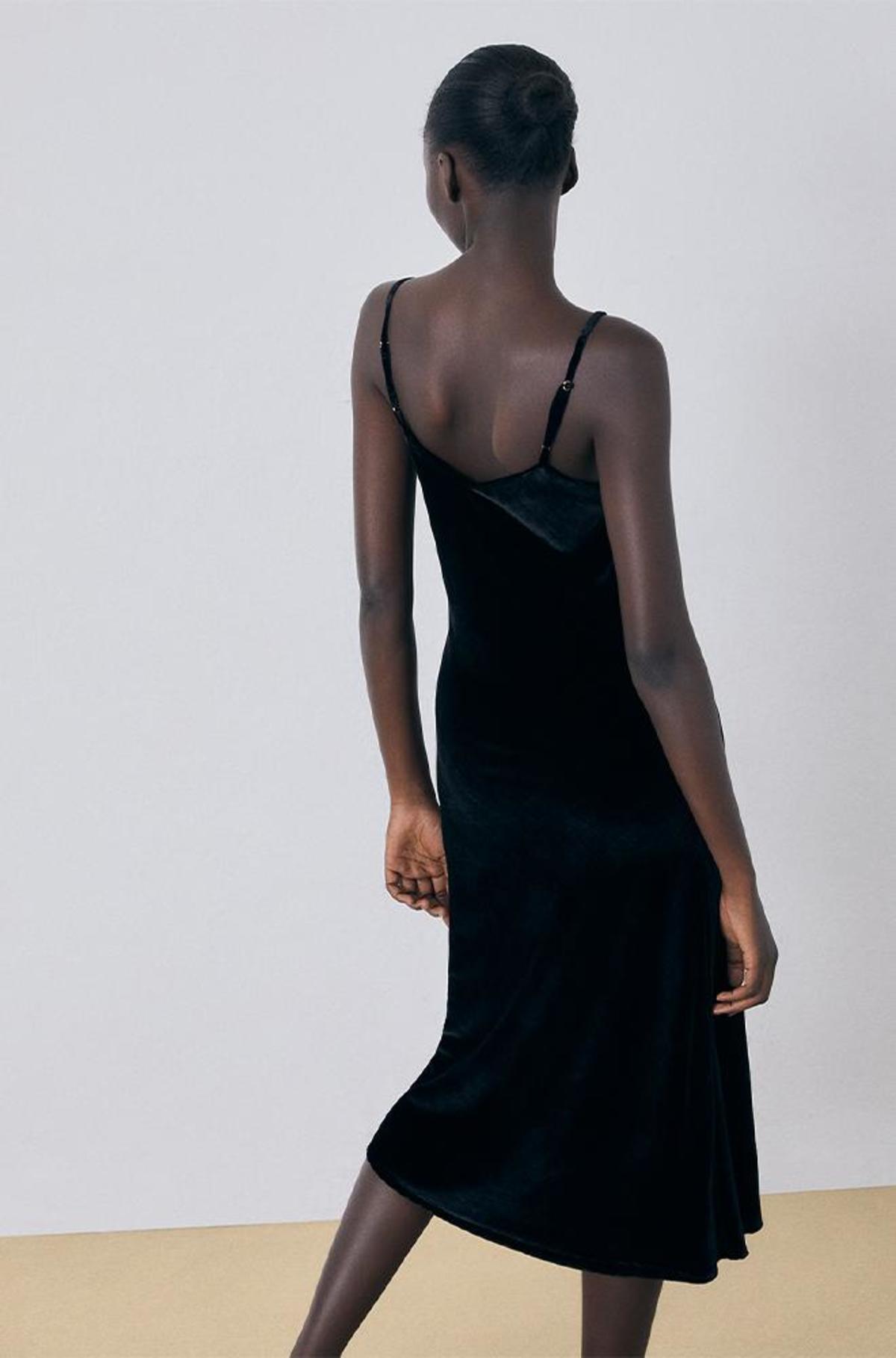Silk Laundry VELVET 90S SLIP DRESS - BLACK | Garmentory Silk Laundry VELVET 90S SLIP DRESS - BLACK | Garmentory