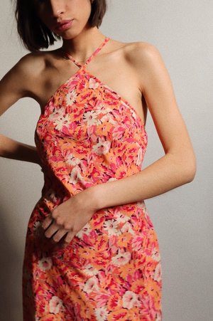 strapless open back dress Sherri Hill 55638