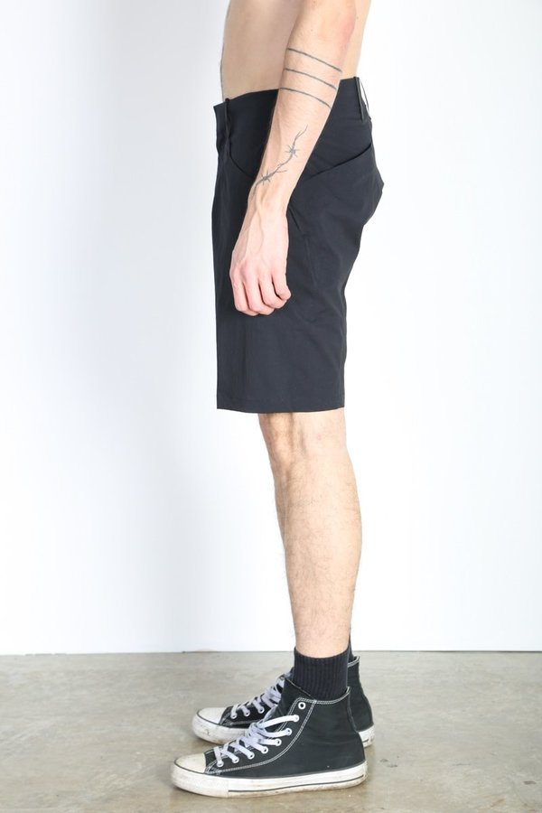 Arc'teryx Veilance VORONOI LT SHORT - black | Garmentory