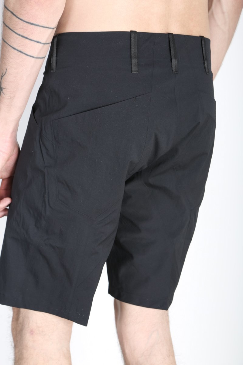 Arc'teryx Veilance VORONOI LT SHORT - black | Garmentory