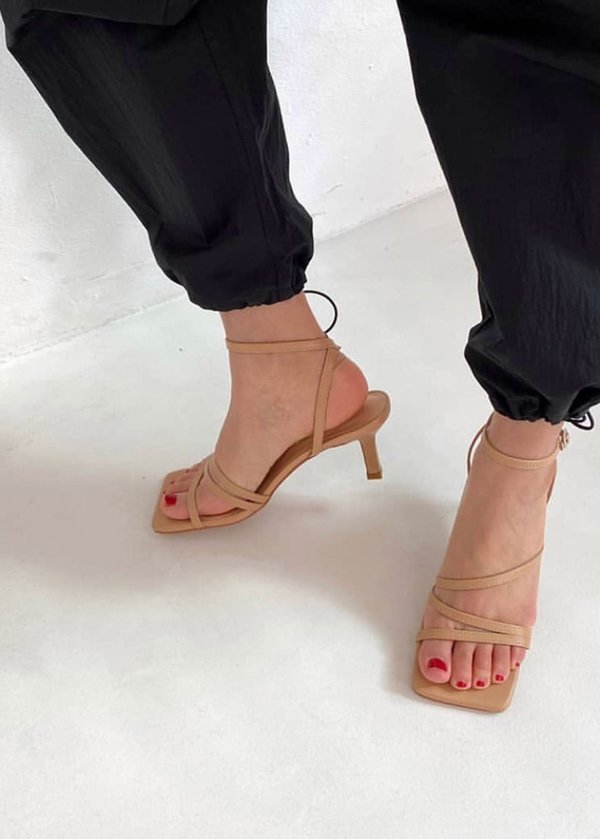 W A N T S Cora Sandals W A N T S Cora Sandals
