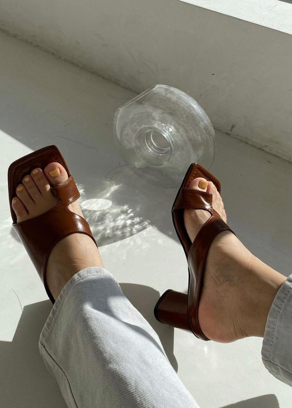 W A N T S Gina Mule W A N T S Gina Mule