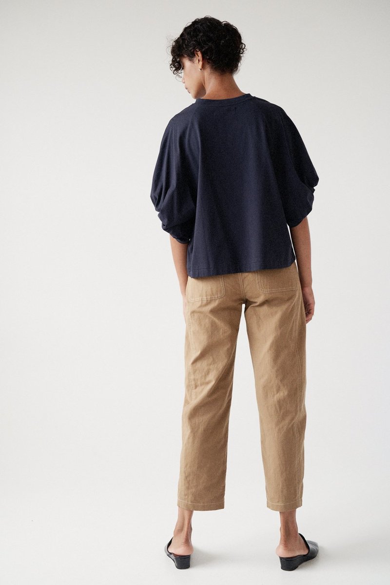 Sayaka Davis Twisted Sleeve Tee