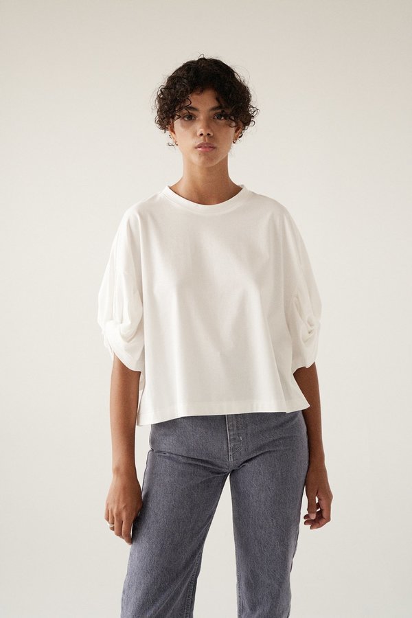 Sayaka Davis Twisted Sleeve Tee