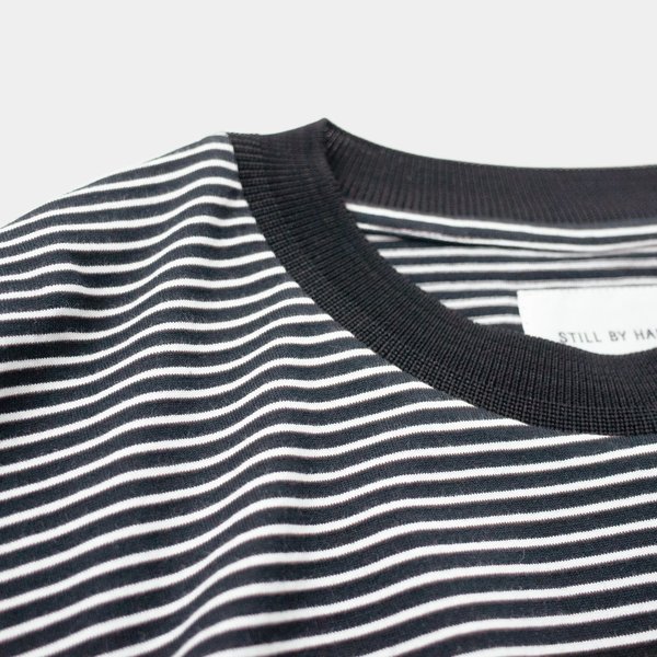 Still By Hand Striped half sleeve t-shirt - black Still By Hand Striped half sleeve t-shirt - black
