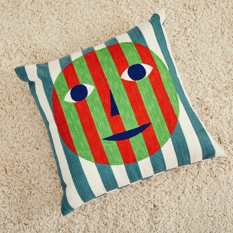 Dusen Dusen Face Embroidered Pillow - Thumbnail 5