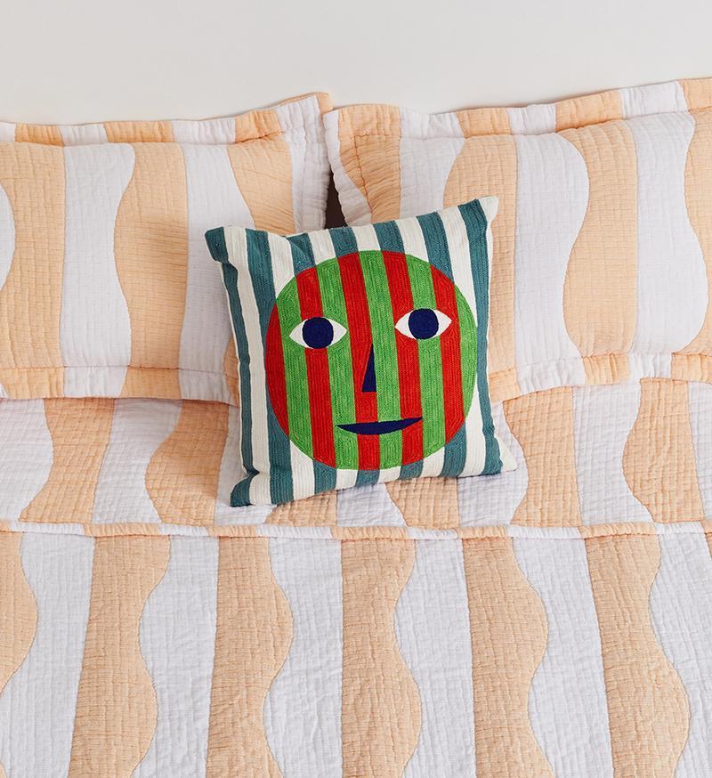 Dusen Dusen Face Embroidered Pillow - Thumbnail 3