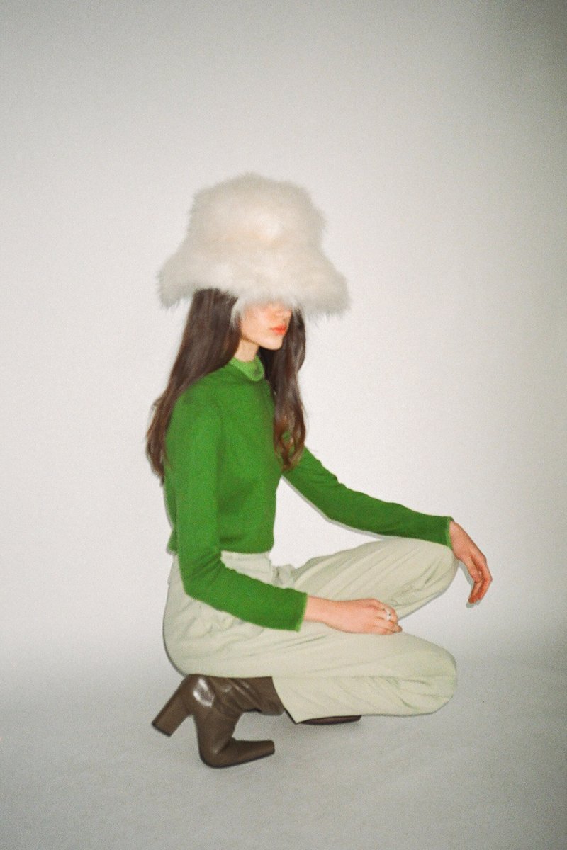 vintage Fluffy Feather Hat - white