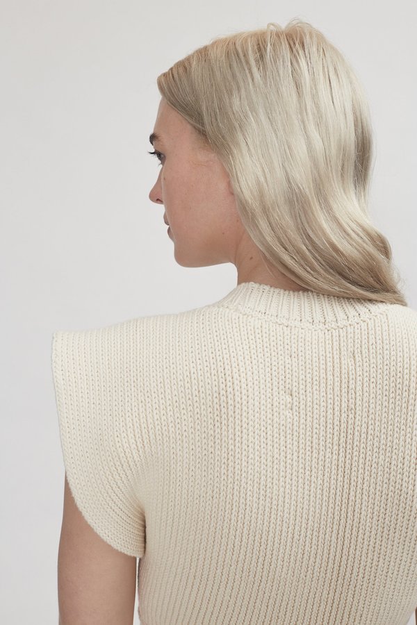 【LAUREN MANOOGIAN】INTERLOCK APRON TOP Lauren Manoogian Interlock Apron Top - Raw White | Garmentory