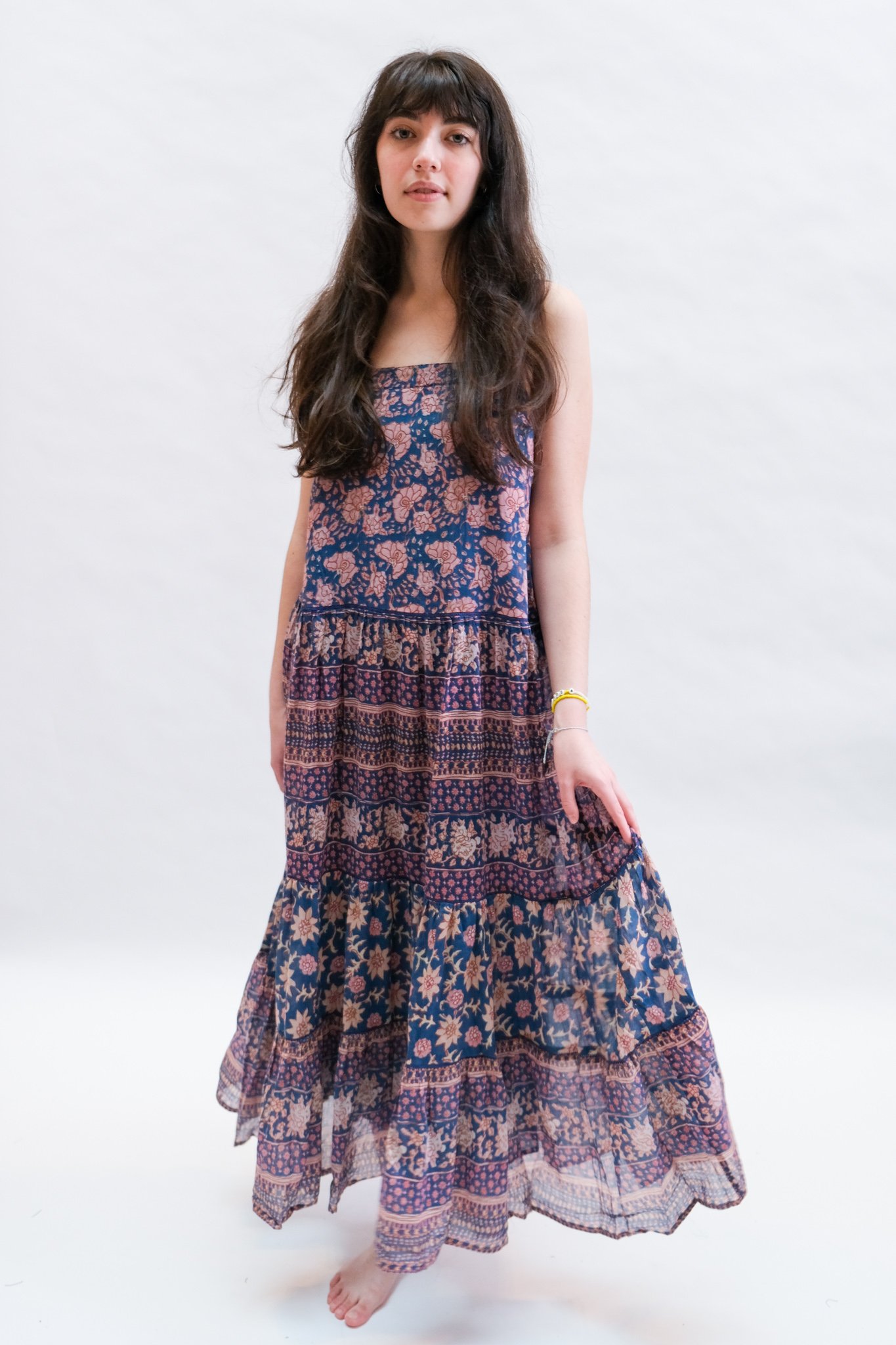 amelia mesh maxi dress Amelia | Black Scoop-Neck Maxi Dress With Pleated Skirt