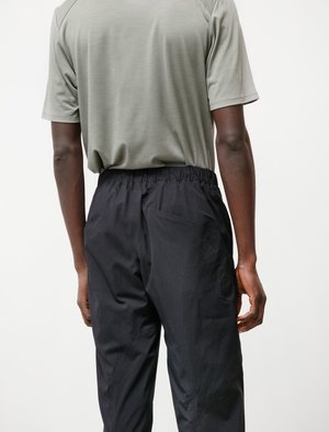 VEILANCE Spere LT Pant - Black | Garmentory