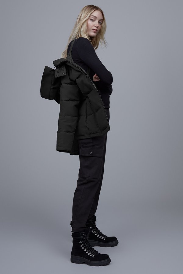 Canada Goose Chelsea Parka - Black | Garmentory