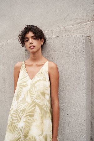 Tropical Print M-Strap Long Dress Tropical Print M-Strap Long Dress