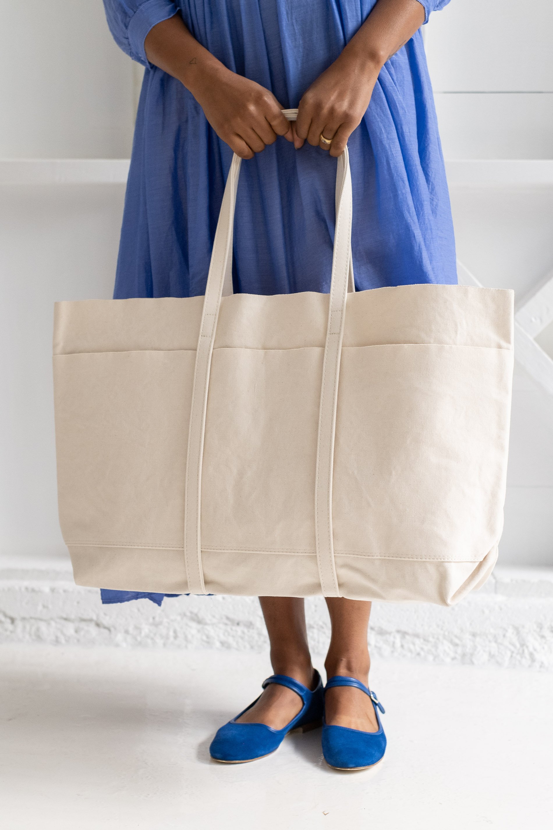 AMIACALVA LARGE 6-POCKET TOTE - WHITE | Garmentory