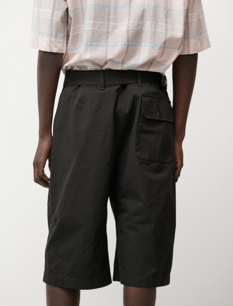 ショートパンツ LEMAIRE Women Shorts  Burmudas PA1178 LF1362 BK999 Black 615A1524_b8f814c9-7967-4afb-