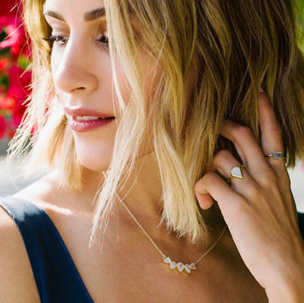 LEAH ALEXANDRA SUNNY NECKLACE IN MOONSTONE | Garmentory