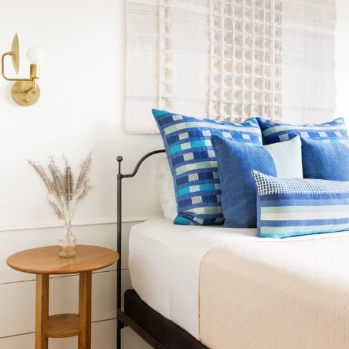 Bolé Road Textiles Suri Lumbar Pillow Cover - Thumbnail 2