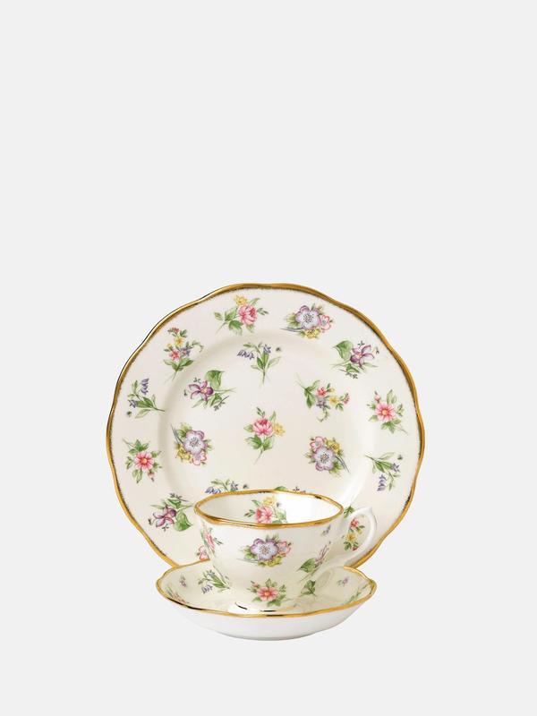 100 Years 1920 Spring Meadow 3P Place Set 100 Years 1920 Spring Meadow 3P Place Set