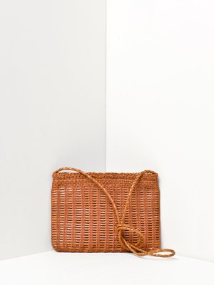 88342SS POCHETTE LIZARD LARGE_TAN 88342SS POCHETTE LIZARD LARGE_TAN